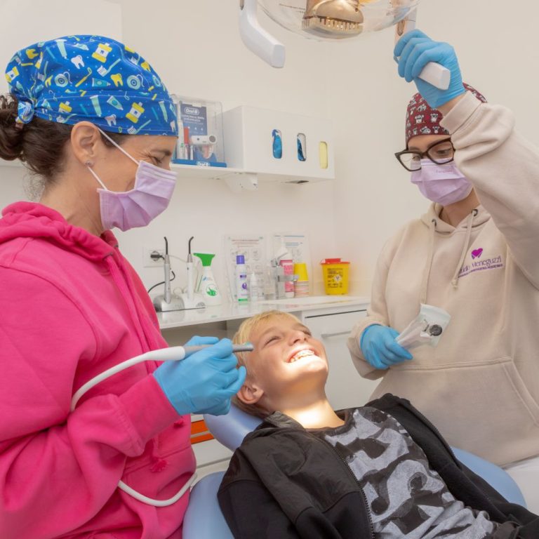 Come si mette un apparecchio fisso Come si mette un apparecchio fisso